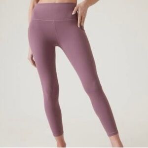 Athleta Salutation Stash 7/8 Tight Legging-XL